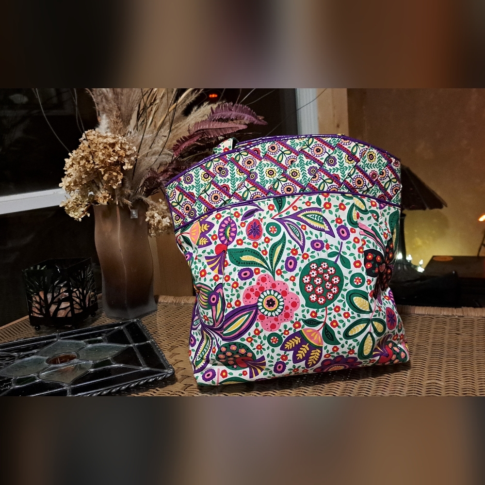Vera Bradley Viva La Vera Floral Patterned Women's Bag. Bright Colors. - Picture 12 of 14